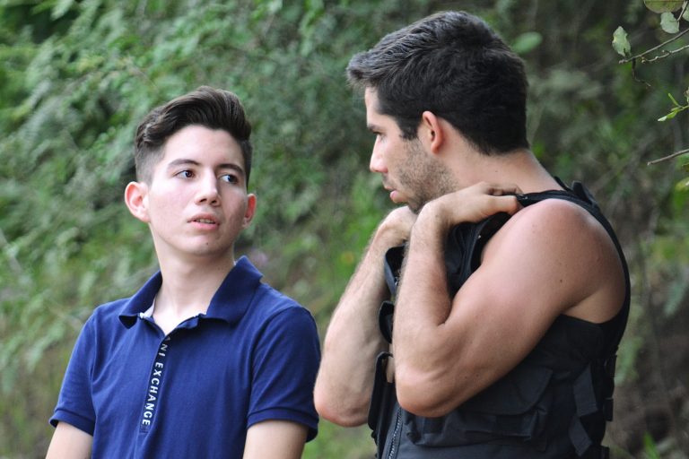 Producer André Fernández and Ruy Senderos in the set of Until They Bury Us All